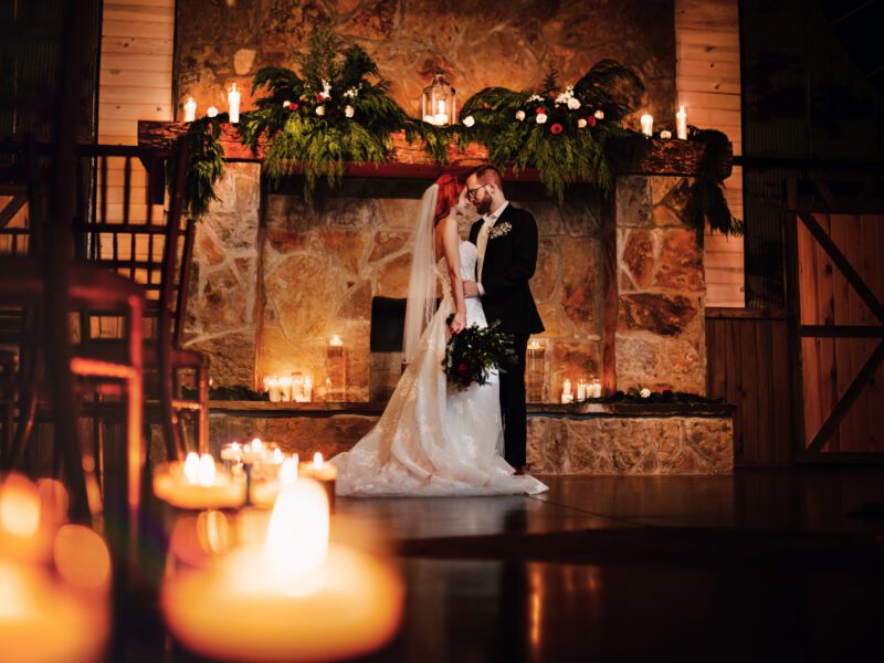 Romantic Winter Wedding Venue in Central Arkansas