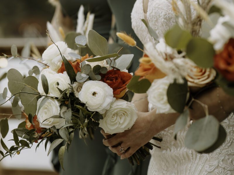 A Lakeside Ceremony Surrounded by Nature’s Beauty at C&C by the Lake